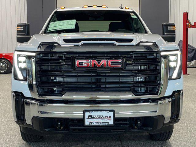 new 2024 GMC Sierra 2500 car, priced at $63,438