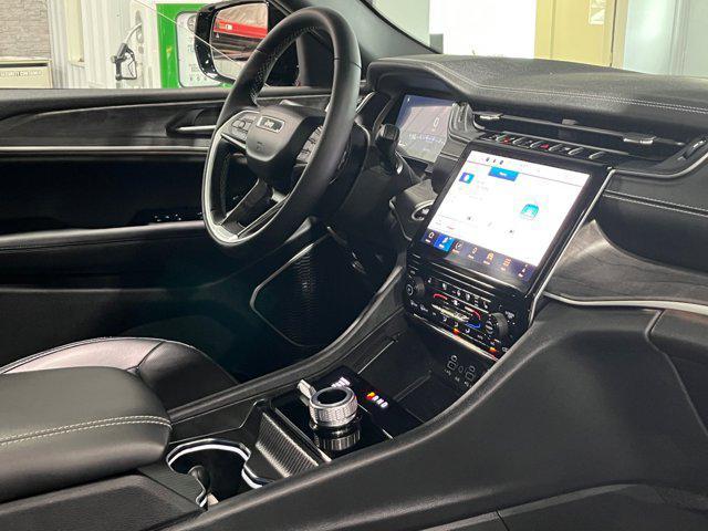 used 2024 Jeep Grand Cherokee car, priced at $42,990