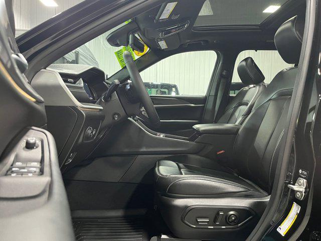 used 2024 Jeep Grand Cherokee car, priced at $42,990