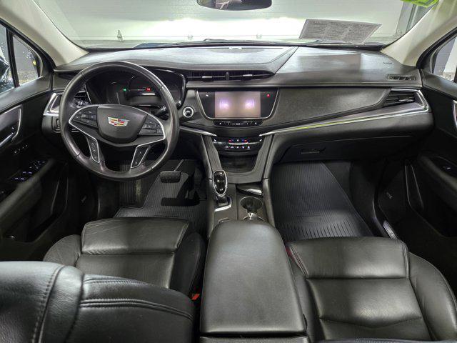 used 2017 Cadillac XT5 car, priced at $17,990