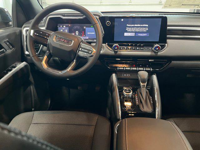 new 2025 GMC Canyon car, priced at $42,990