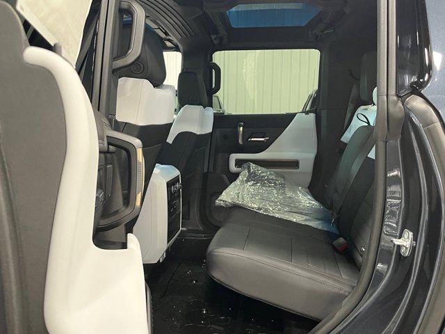 new 2025 GMC HUMMER EV Pickup car, priced at $99,515