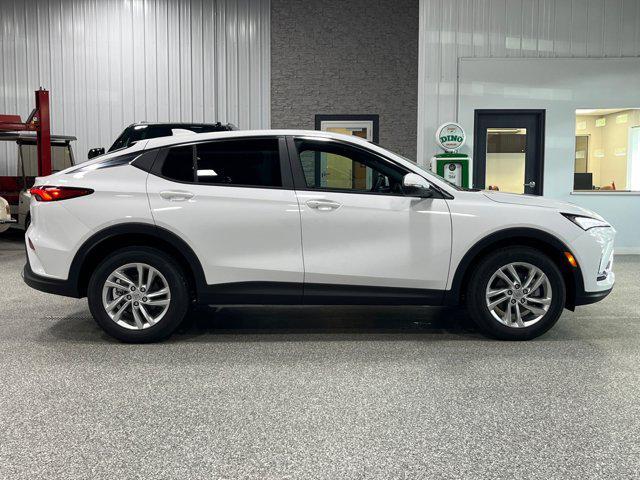 new 2025 Buick Envista car, priced at $25,813