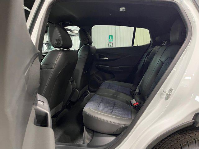new 2025 Buick Envista car, priced at $25,813