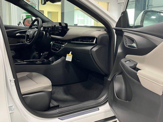 new 2025 Buick Envista car, priced at $31,417