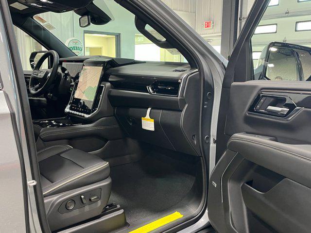 new 2025 GMC Yukon XL car, priced at $75,516