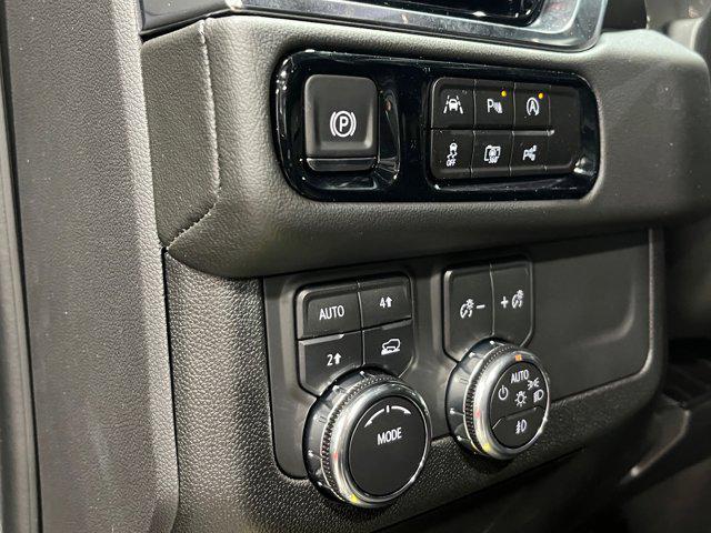 new 2025 GMC Yukon XL car, priced at $75,516