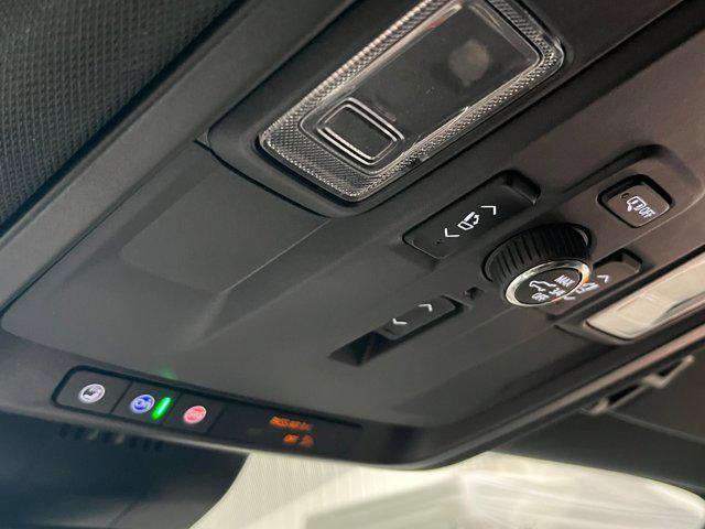 new 2025 GMC Yukon XL car, priced at $75,516