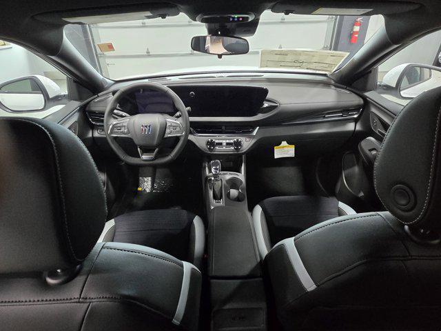 new 2025 Buick Envista car, priced at $26,685