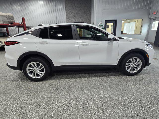 new 2025 Buick Envista car, priced at $26,685