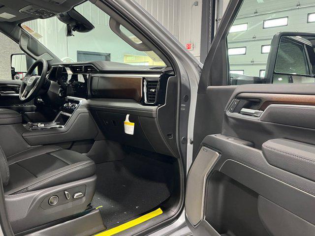 new 2025 GMC Sierra 2500 car, priced at $78,965