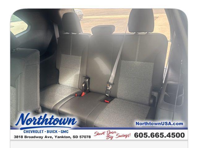 used 2025 GMC Acadia car, priced at $35,990