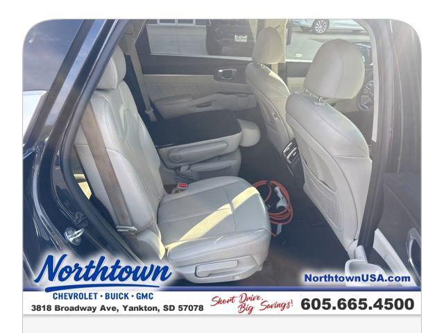 used 2022 Kia Sorento Plug-In Hybrid car, priced at $24,990