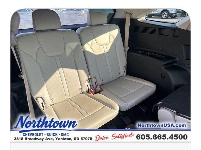used 2022 Kia Sorento Plug-In Hybrid car, priced at $24,990