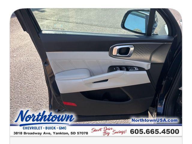 used 2022 Kia Sorento Plug-In Hybrid car, priced at $24,990