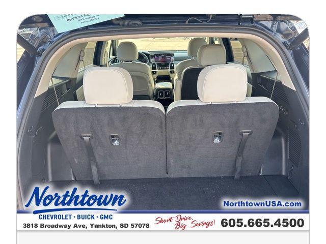 used 2022 Kia Sorento Plug-In Hybrid car, priced at $24,990