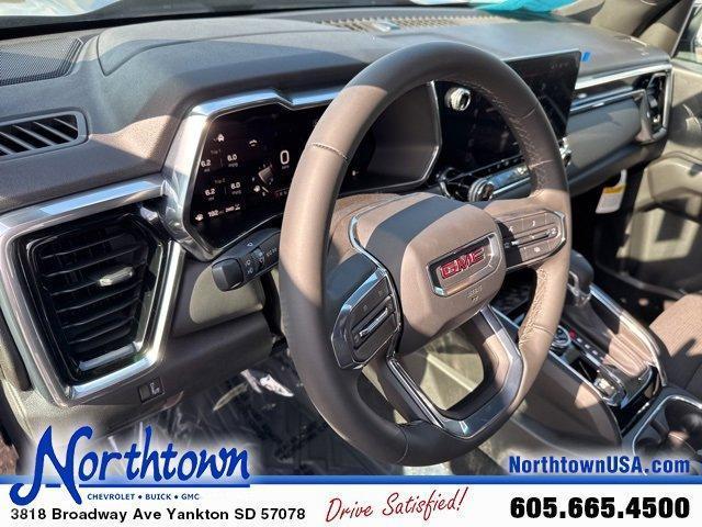 new 2025 GMC Canyon car, priced at $45,085