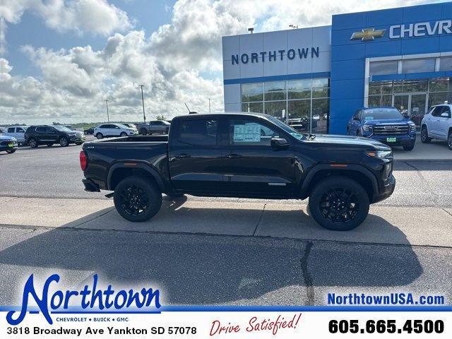 new 2025 GMC Canyon car, priced at $45,085