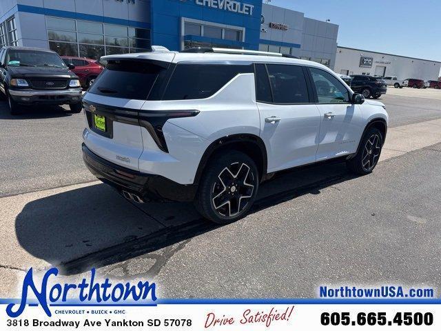 new 2025 Chevrolet Traverse car