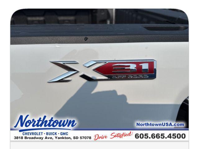 new 2025 GMC Sierra 3500 car, priced at $77,040
