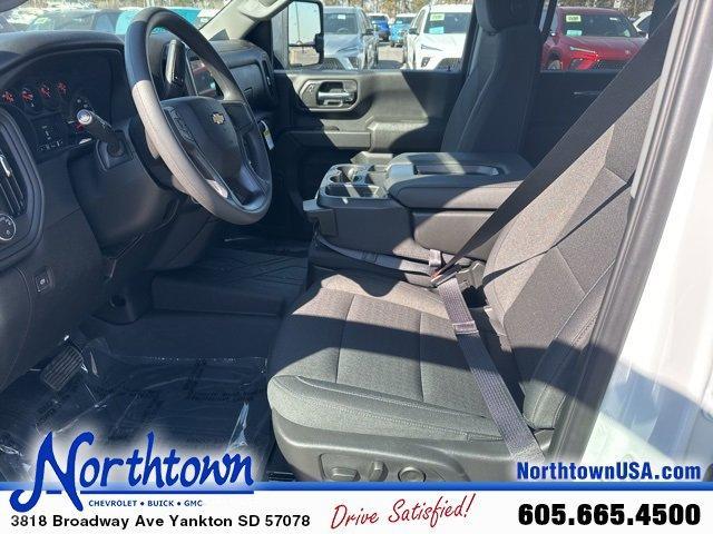 new 2025 Chevrolet Silverado 2500 car, priced at $63,030