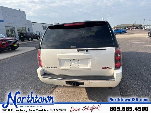used 2013 GMC Yukon XL car, priced at $17,487