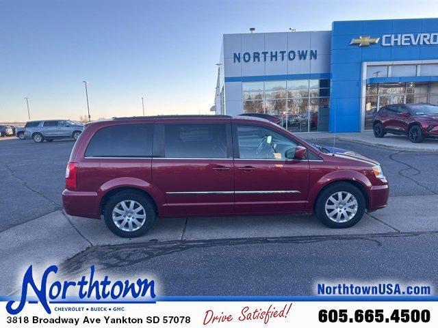 used 2014 Chrysler Town & Country car, priced at $7,487