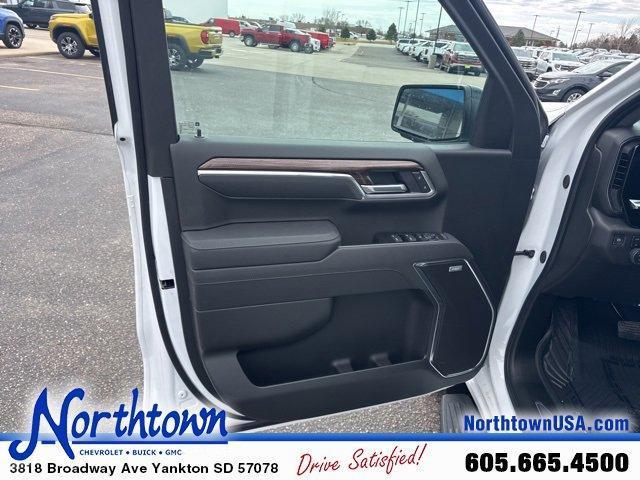 new 2025 Chevrolet Silverado 1500 car, priced at $58,015