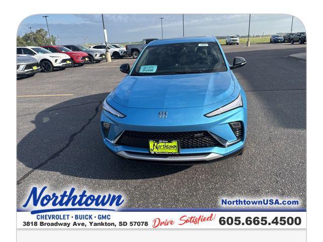 new 2025 Buick Envista car, priced at $26,580