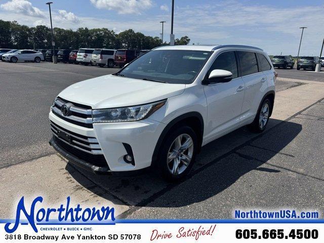 used 2019 Toyota Highlander car, priced at $23,987