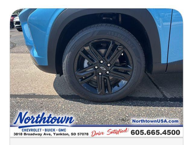 new 2025 Chevrolet Trax car, priced at $25,560
