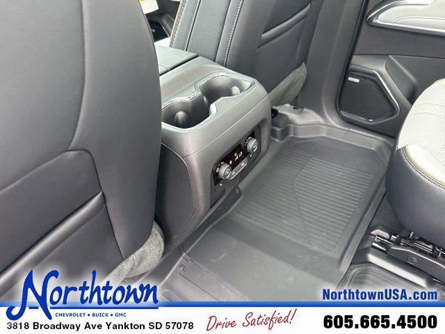 new 2025 Chevrolet Traverse car, priced at $59,640