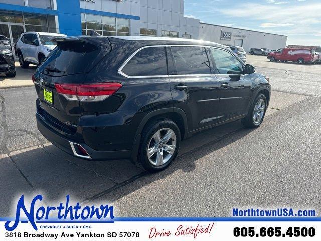 used 2017 Toyota Highlander car, priced at $24,490