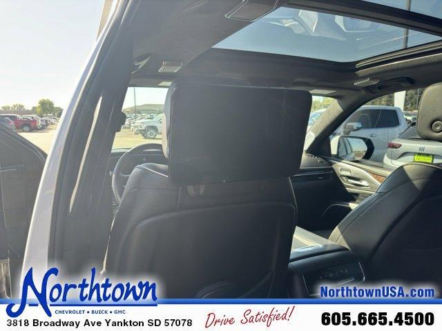 used 2022 Cadillac Escalade ESV car, priced at $78,490