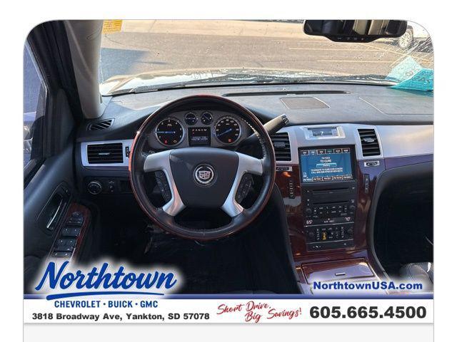 used 2010 Cadillac Escalade car, priced at $7,987