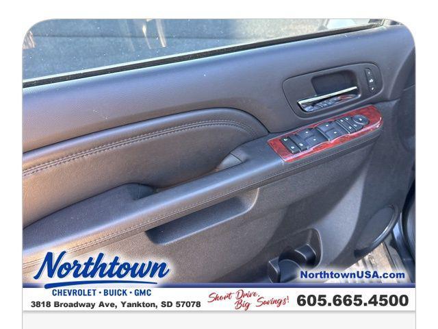 used 2010 Cadillac Escalade car, priced at $7,987