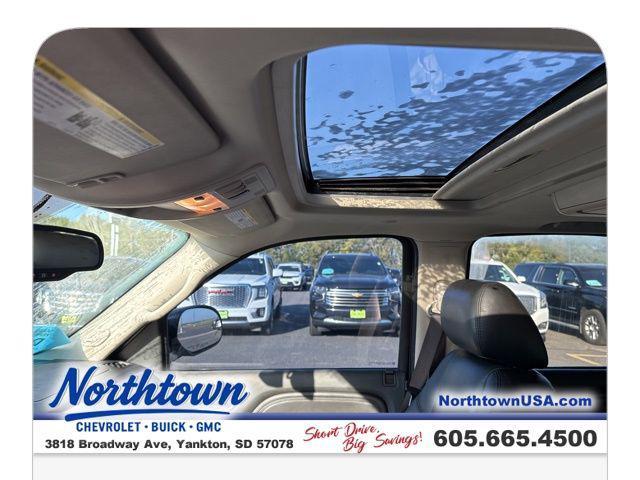 used 2010 Cadillac Escalade car, priced at $7,987