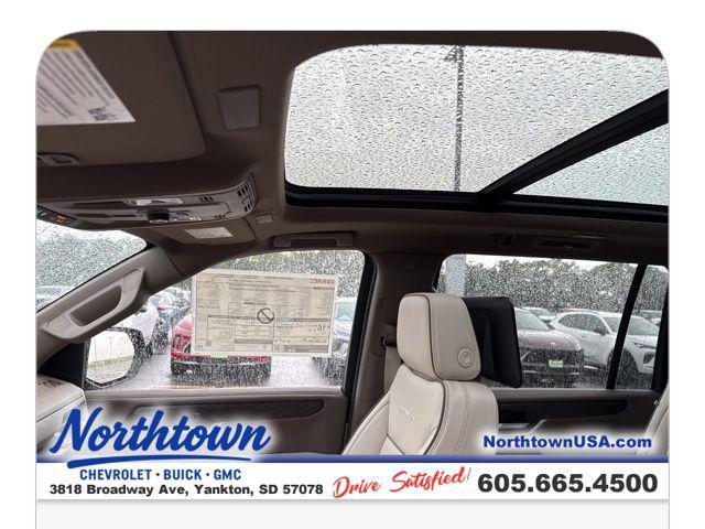 new 2025 GMC Yukon XL car, priced at $94,670