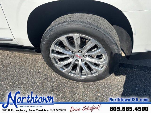 used 2022 GMC Yukon XL car, priced at $59,990