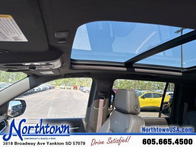 used 2022 GMC Yukon XL car, priced at $59,990