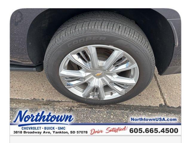 used 2022 Chevrolet Suburban car, priced at $49,490