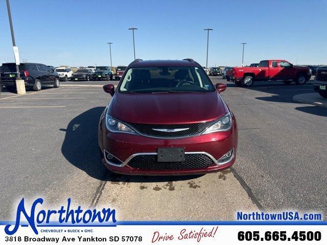 used 2018 Chrysler Pacifica car, priced at $13,987