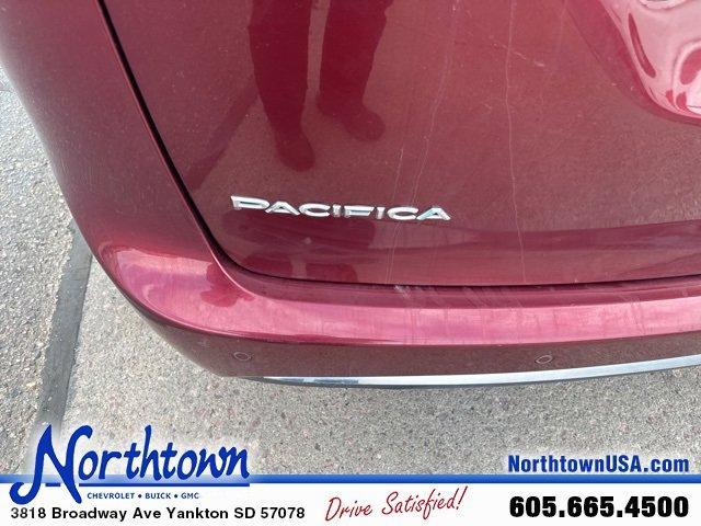 used 2018 Chrysler Pacifica car, priced at $13,987