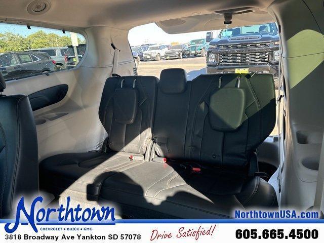 used 2018 Chrysler Pacifica car, priced at $13,987