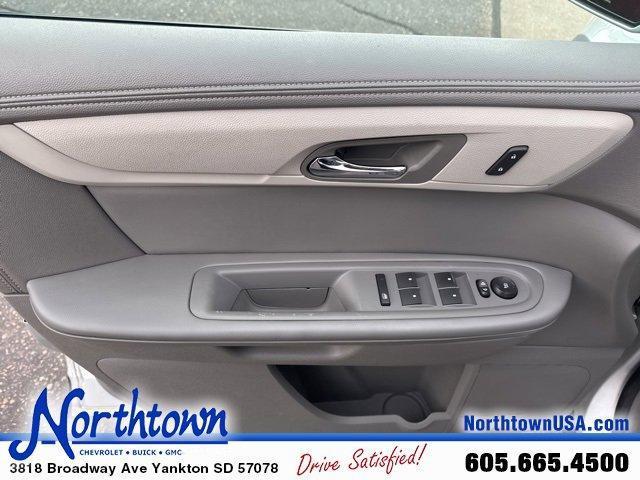 used 2014 Chevrolet Traverse car, priced at $8,987