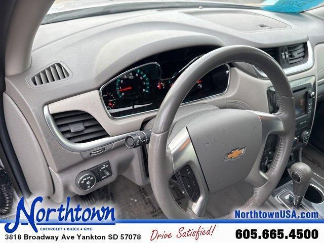 used 2014 Chevrolet Traverse car, priced at $8,987