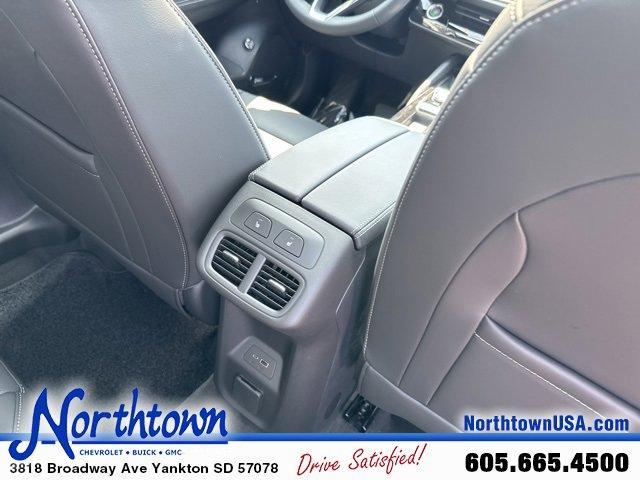 new 2025 Buick Envision car, priced at $45,290