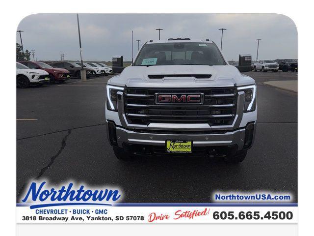 new 2025 GMC Sierra 3500 car, priced at $78,365