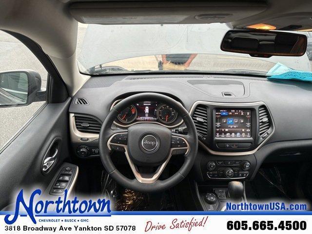 used 2018 Jeep Cherokee car, priced at $18,490