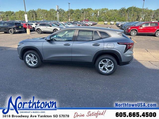 new 2025 Chevrolet Trax car, priced at $21,155
